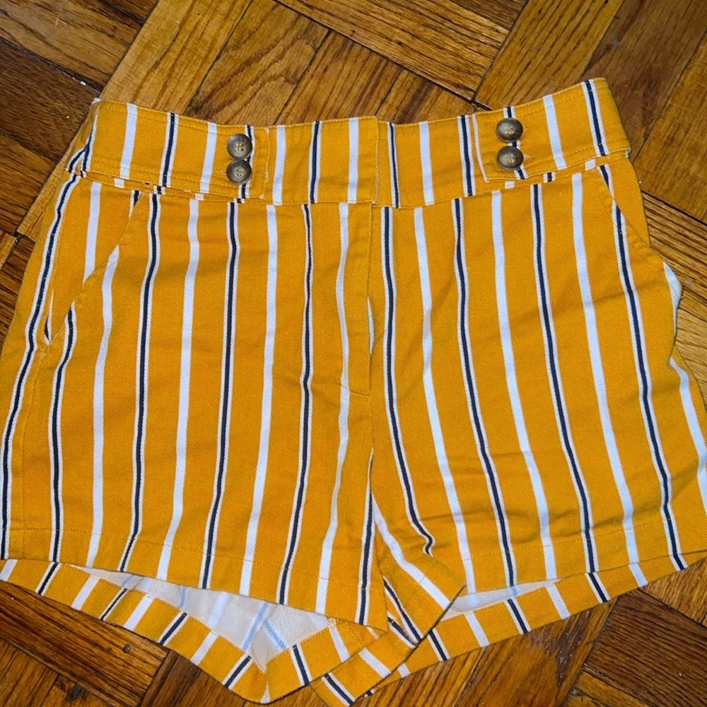 Harper full gold shorts size: S